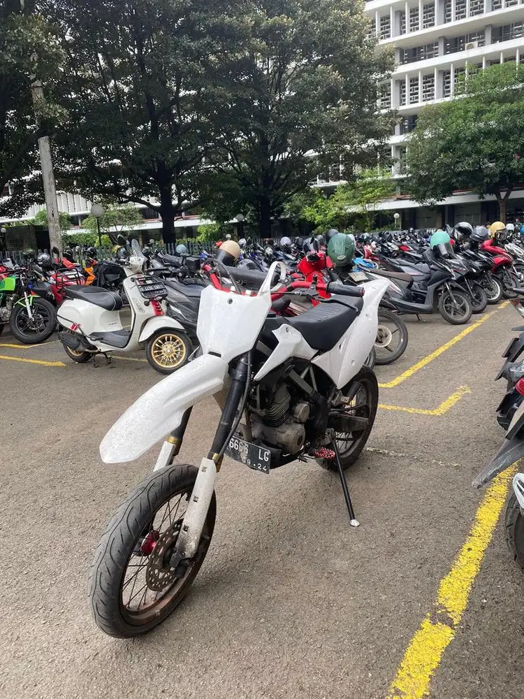 Dijual KLX 150cc tahun 2015