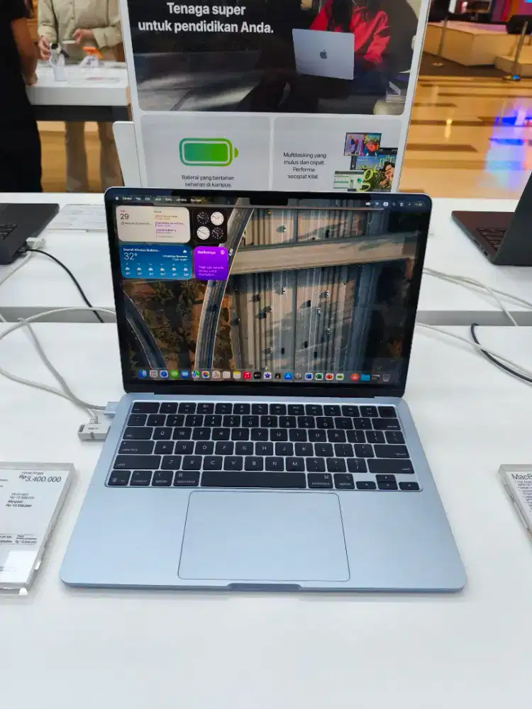 KREDIT MACBOOK AIR M4 SEGAMPANG ITU HANYA DI HOME KREDIT BUNGA 0%