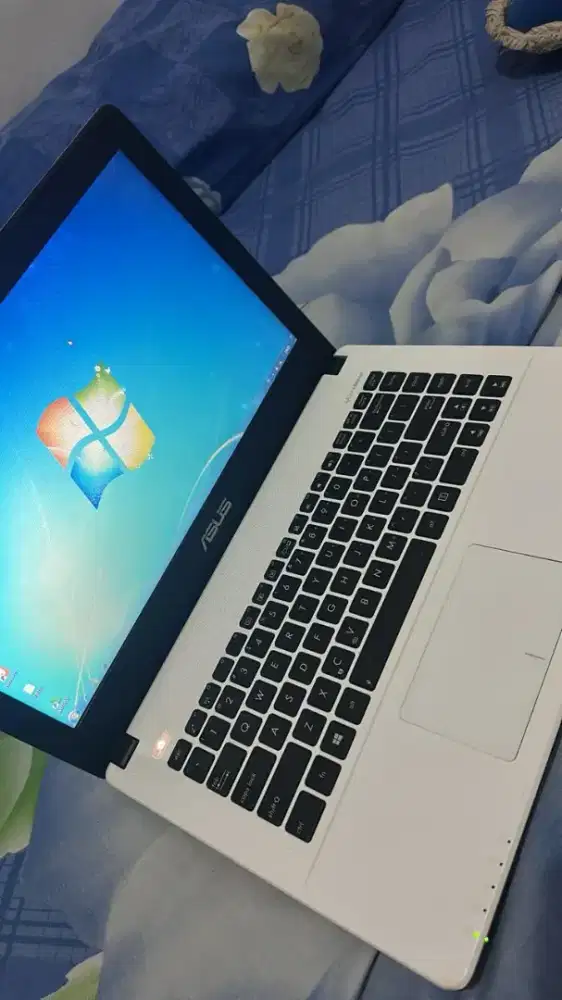 Laptop notebook asus