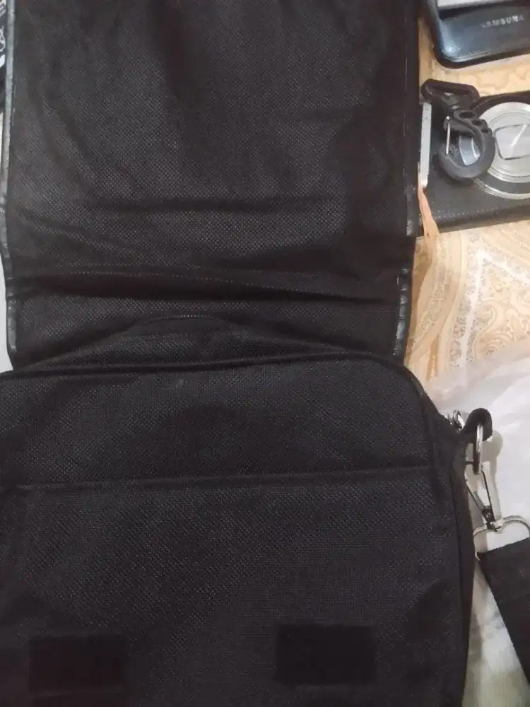 Tas selempang samsung