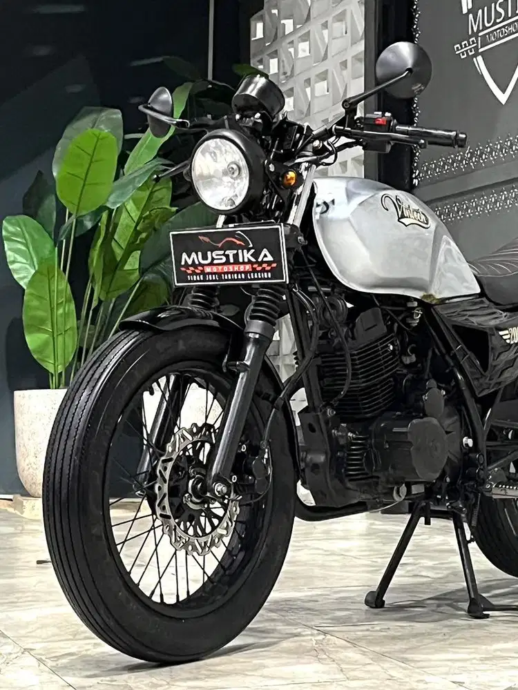 Bukan Motor Custom!! Viar Vintech 200 th 2020 - Ayu Mustika
