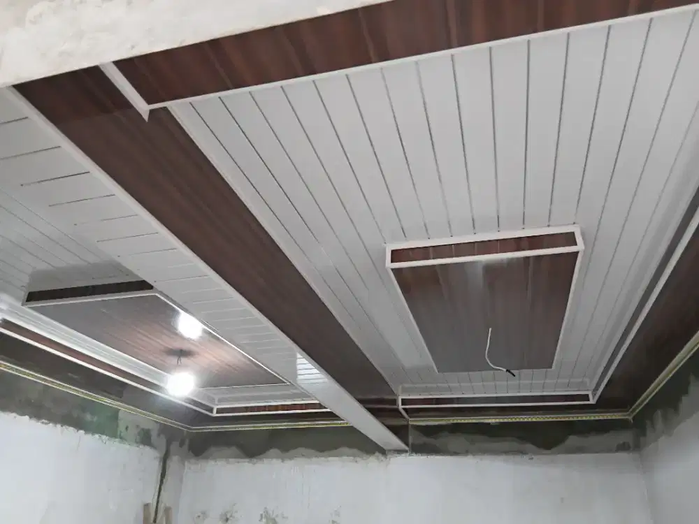 Tukang bangunan renovasi pasang plafon atap keramik cat dll