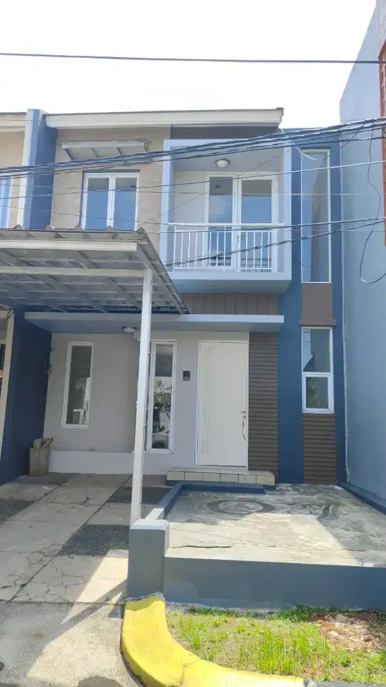 Dijual Rumah Lantai 2 Full Renovasi seperti Rumah Baru