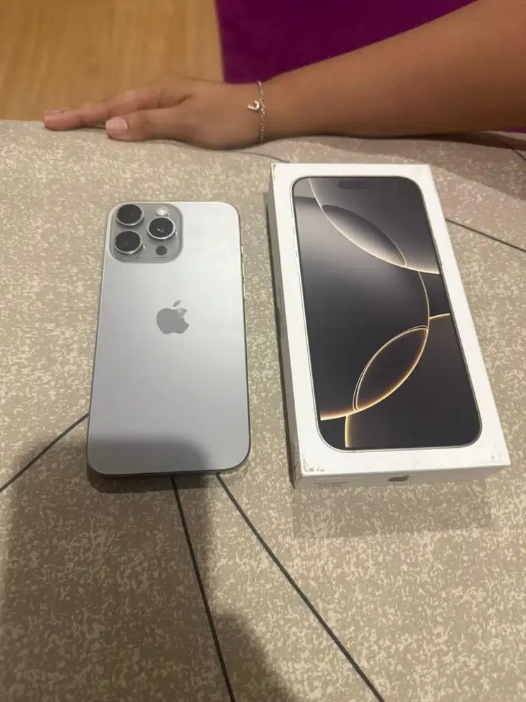 Apple iphone 16 Pro max 256GB like new