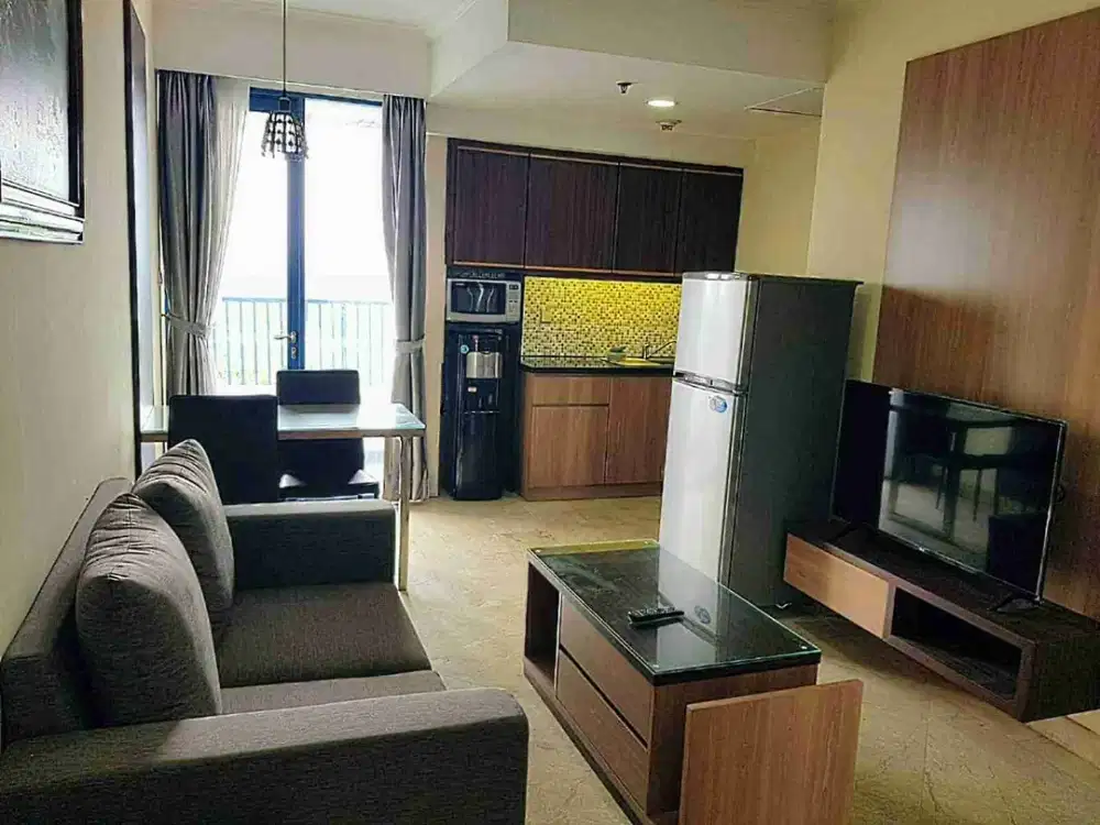 Sewa apartemen park royale jl Gatot Subroto Jakarta pusat furniture modern