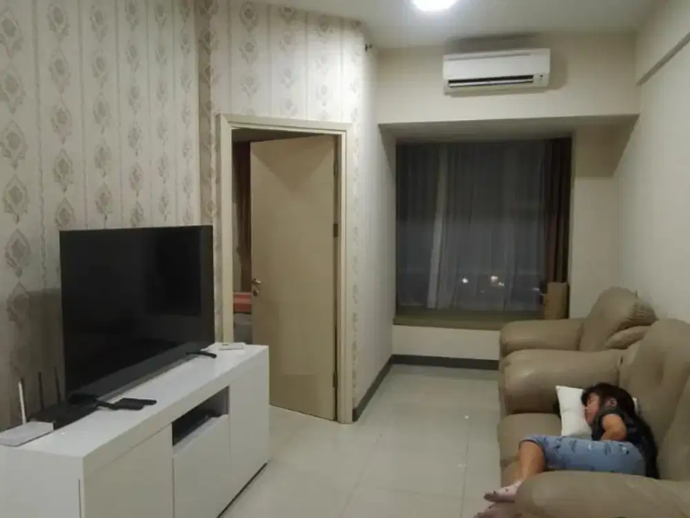 Disewakan apartemen Benson 2 BR full furnish Lt 7 hanya 60jt/th