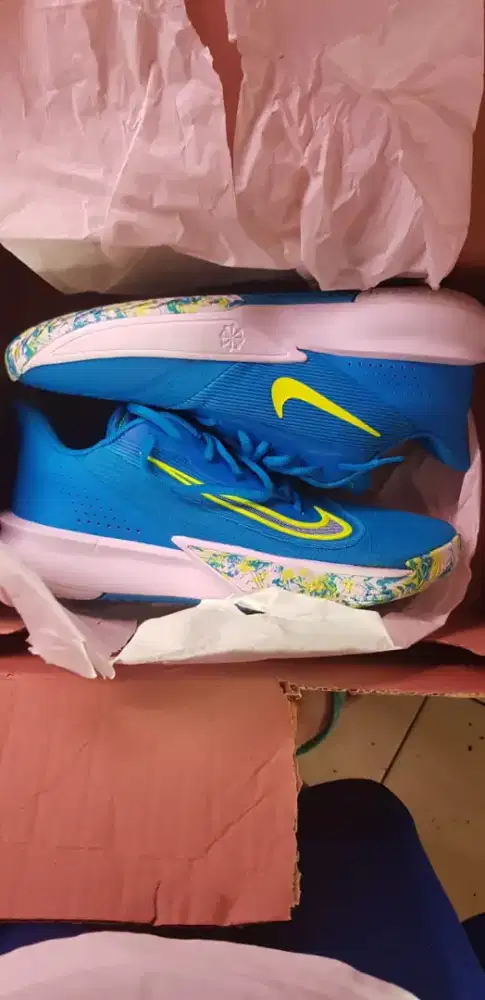 SEPATU BASKET NIKE PRECISION 7