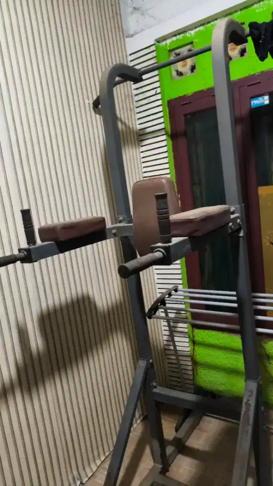 Juat alat olahraga pull up