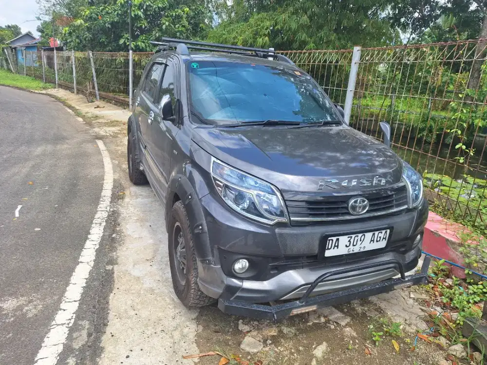 Toyota rush tahun 2016