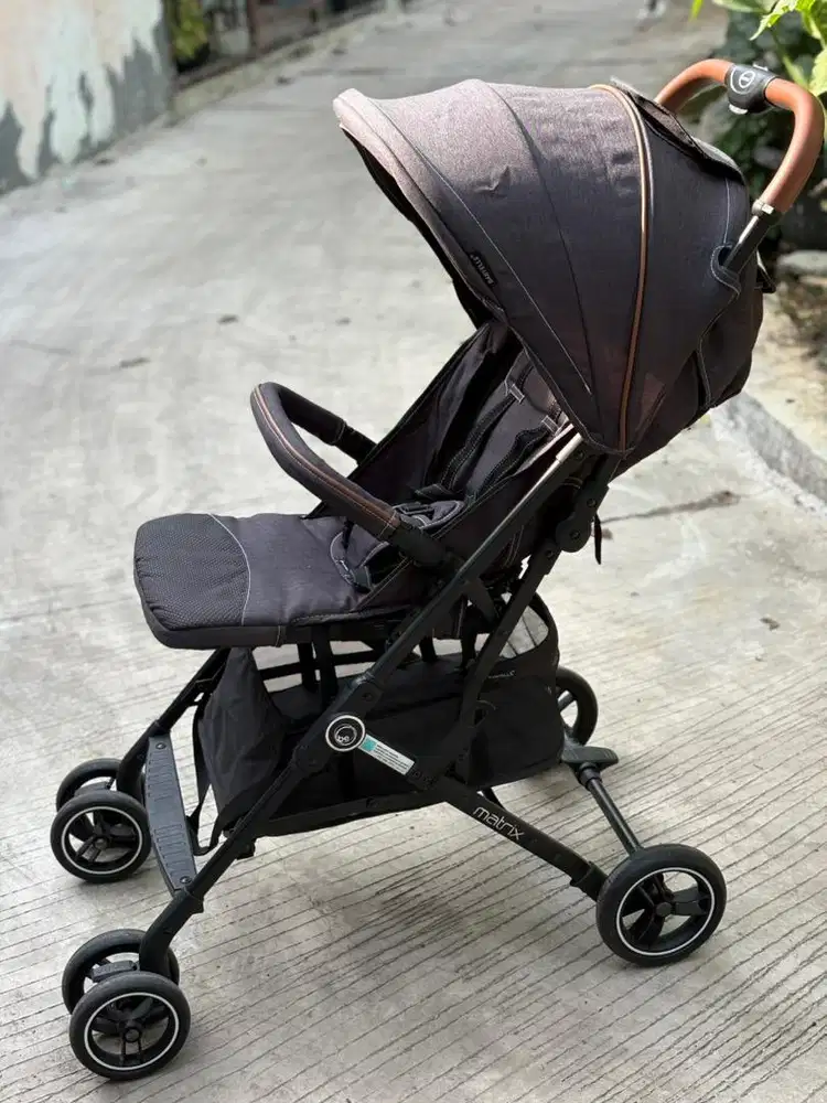 PRELOVED STROLLER BABYELLE MATRIX S515