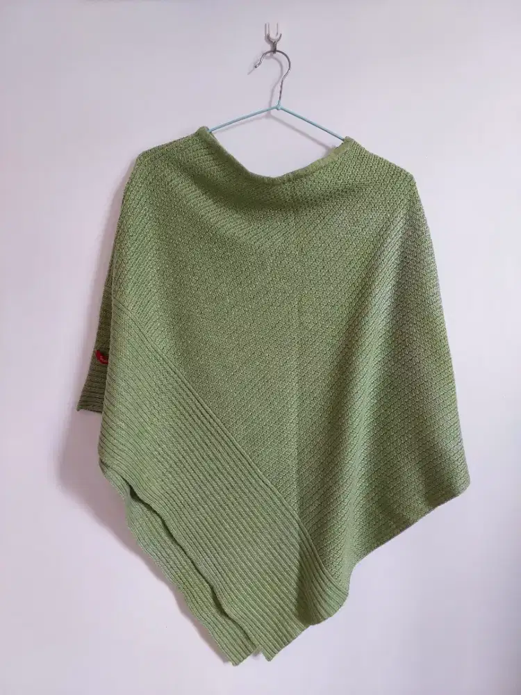 Ponco batwing / segitiga wool