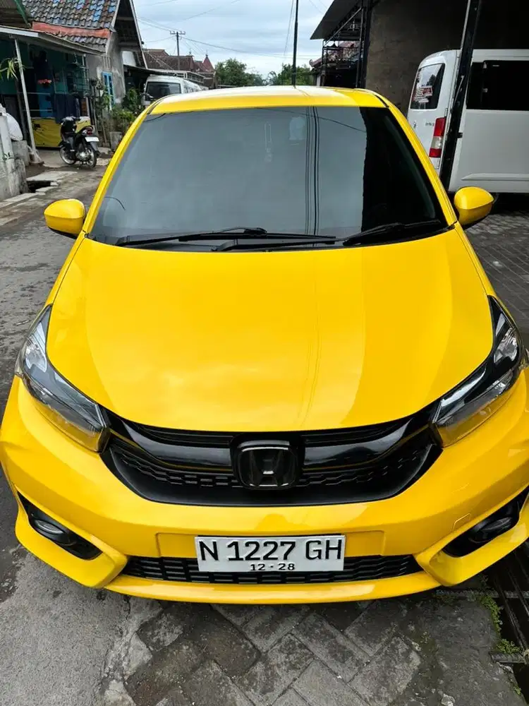 Dijual mobil honda brio satya tahun 2021 matic pemakaian pribadi