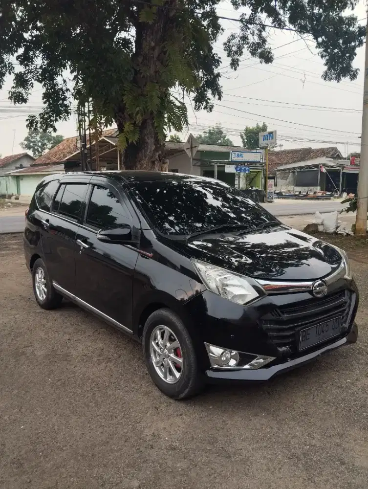 Sigra R Deluxe 2019 MT