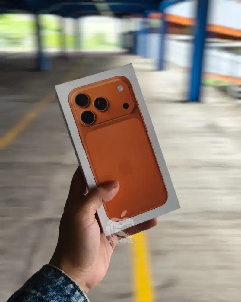 iPhone 17 Pro 512 Gb iBox Cosmic Orange