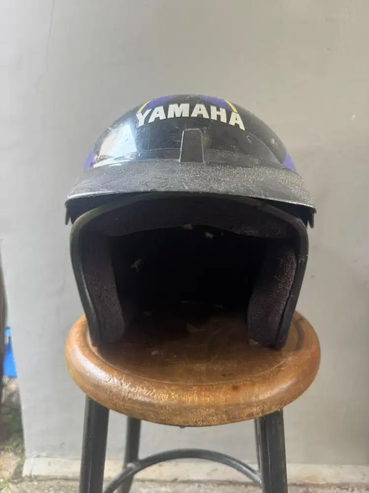 Helm yamaha vintage