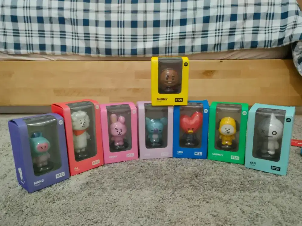 BT21 LINE FRIENDS BTS FIGURE KPOP ORIGINAL