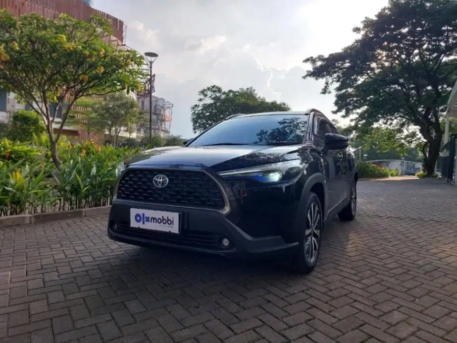 LOW DP Toyota Corolla 1.8 Cross Hybrid Bensin-AT 2021 2II