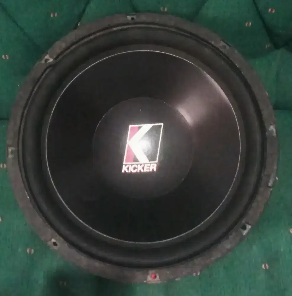 Subwoofer kicker 12 inch asli USA