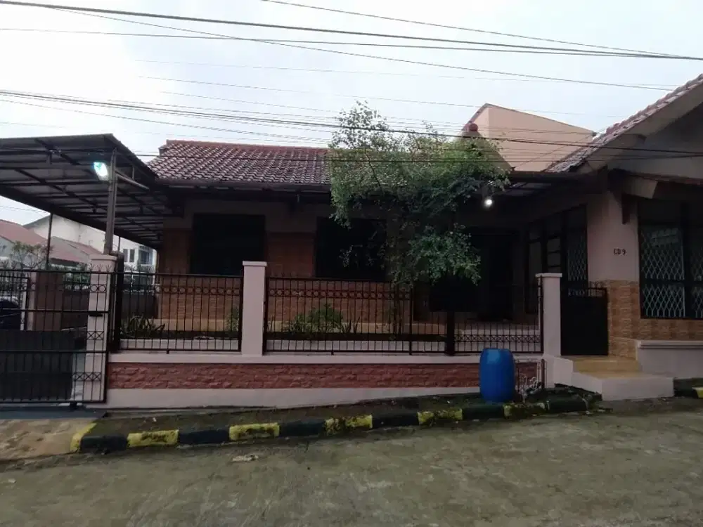 Disewakan rumah strategis cipta graha pasteur dkt Gunung Batu Sukajadi