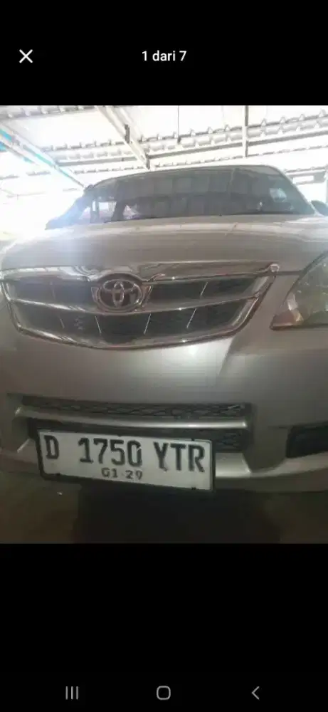 Avanza taun 2011 G surat' kumplit jarang di pakai di panasin saja