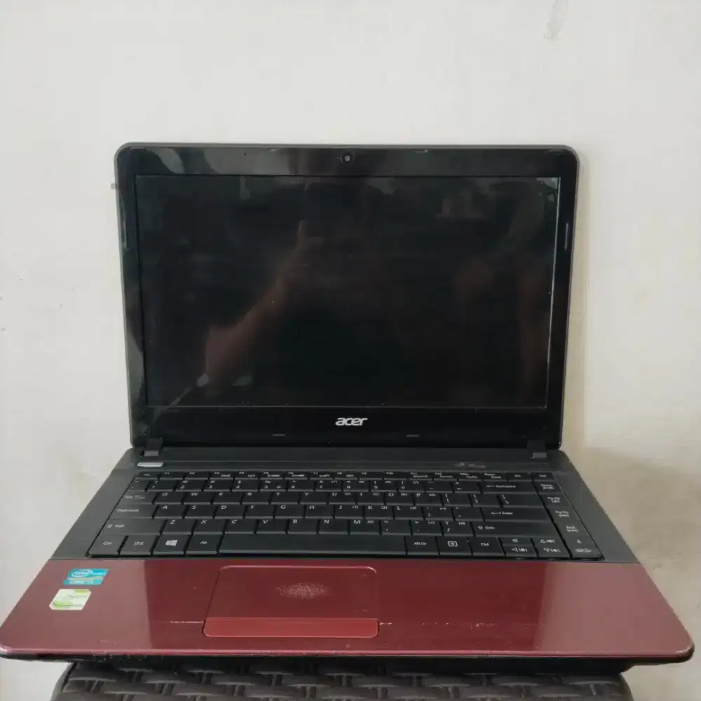 JUAL LAPTOP ACER ASPIRE E1-471G INTEL CORE i3-2348M NVIDIA GeForce710M