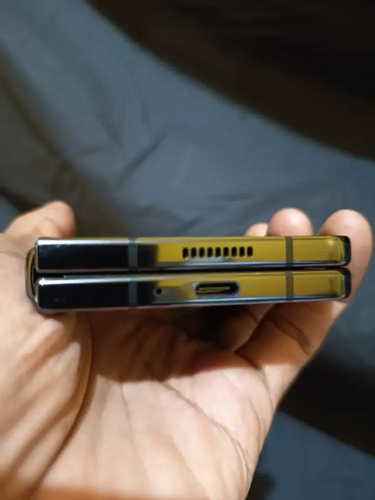 Z FOLD 5 12/512GB murah aja. Bisa tt