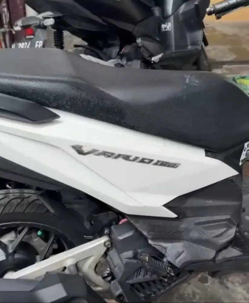 Honda Vario Putih 150 cc