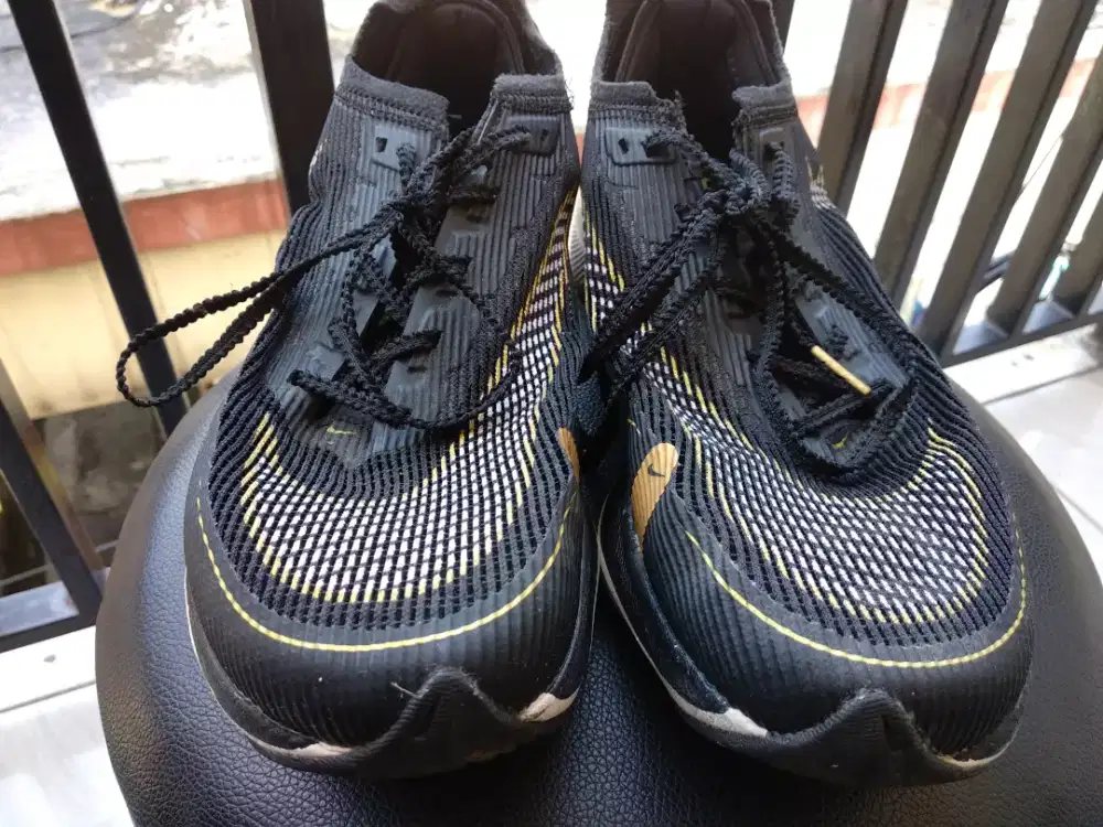 Spatu running Nike zoom vaporfly next size 40,5/41 ( like new)