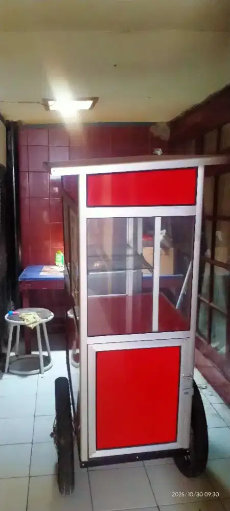 Dijual roda buat dagang seperti baru