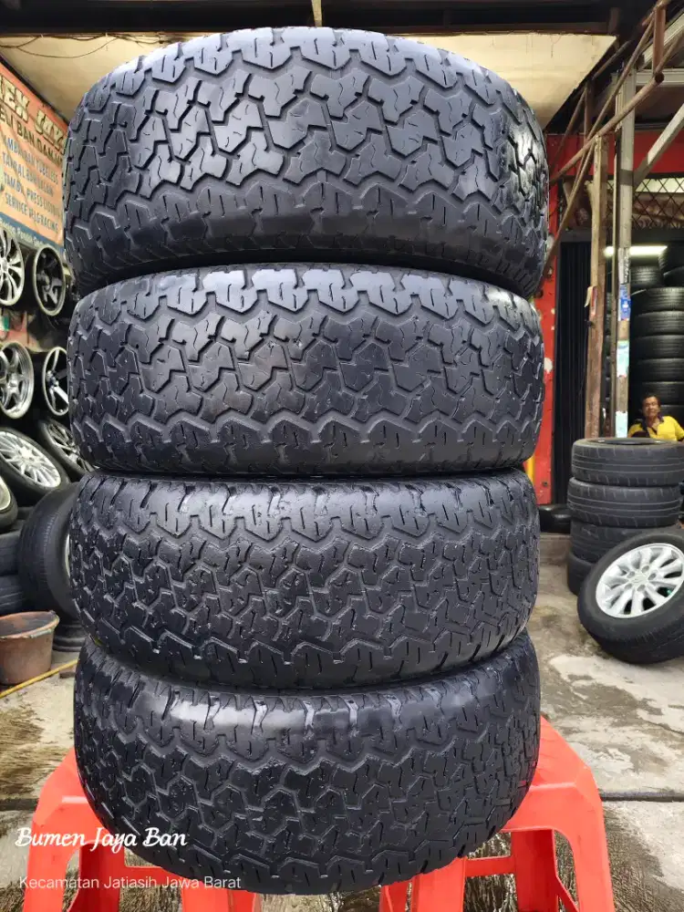 Ban 265 65 R17 Maxxis 980 Bravo A / T untuk fortuner pajero mux dll