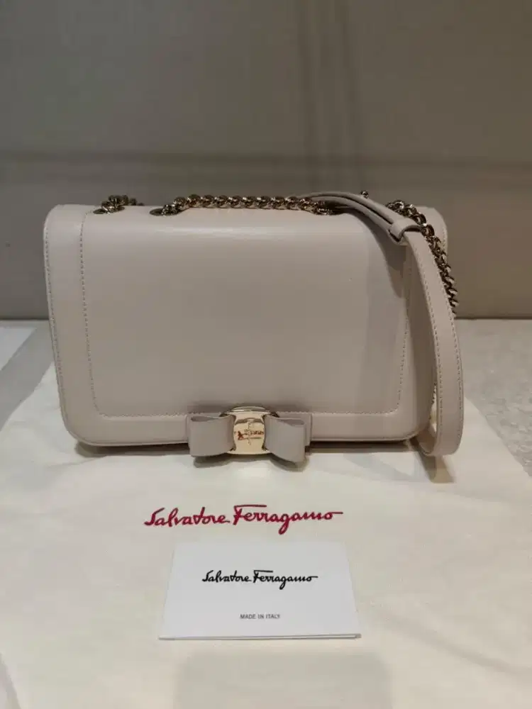 Jual Cepat,hrga Miring Tas Original 100% Salvatore feragamo,