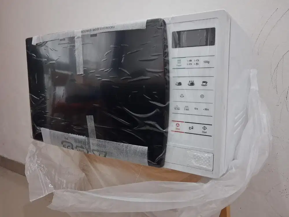 Microwave Samsung ME731K/XSE 20L