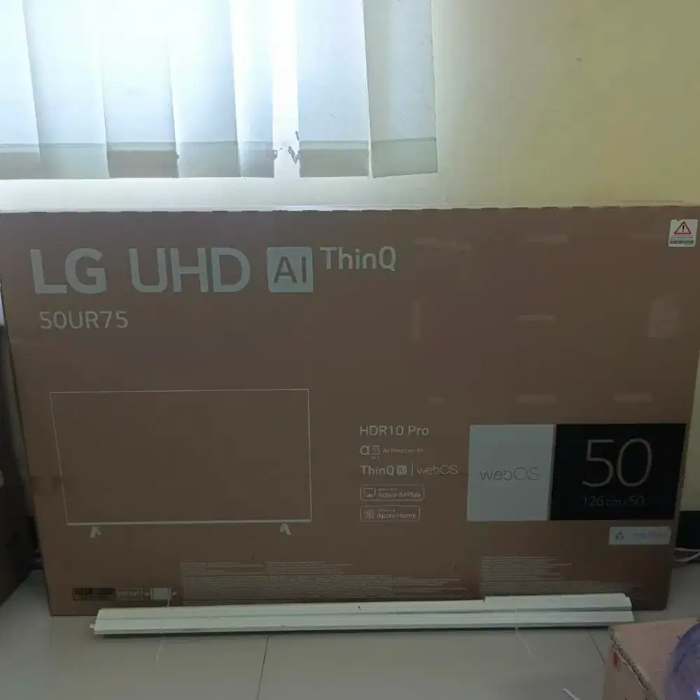 LG UHD AI thinq 50 inch hadiah kantor baru,