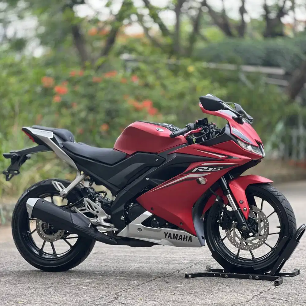 YAMAHA R15 V3 MERAH 2017 KM 17K PAJAK PANJANG KAYAK BARU