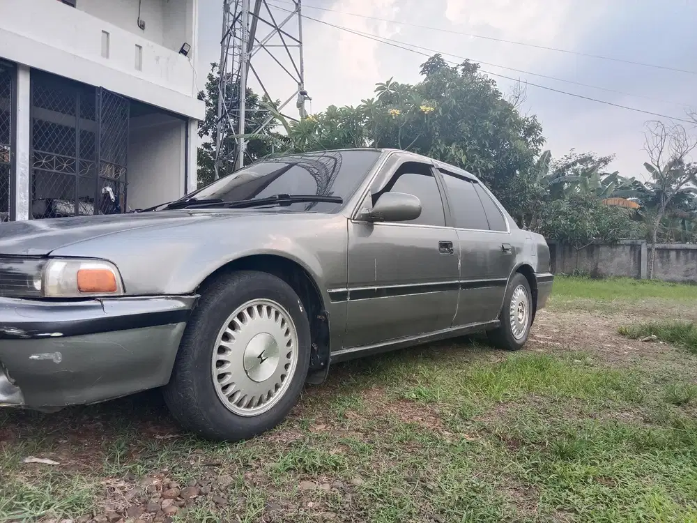 Honda Accord 1990 Bensin