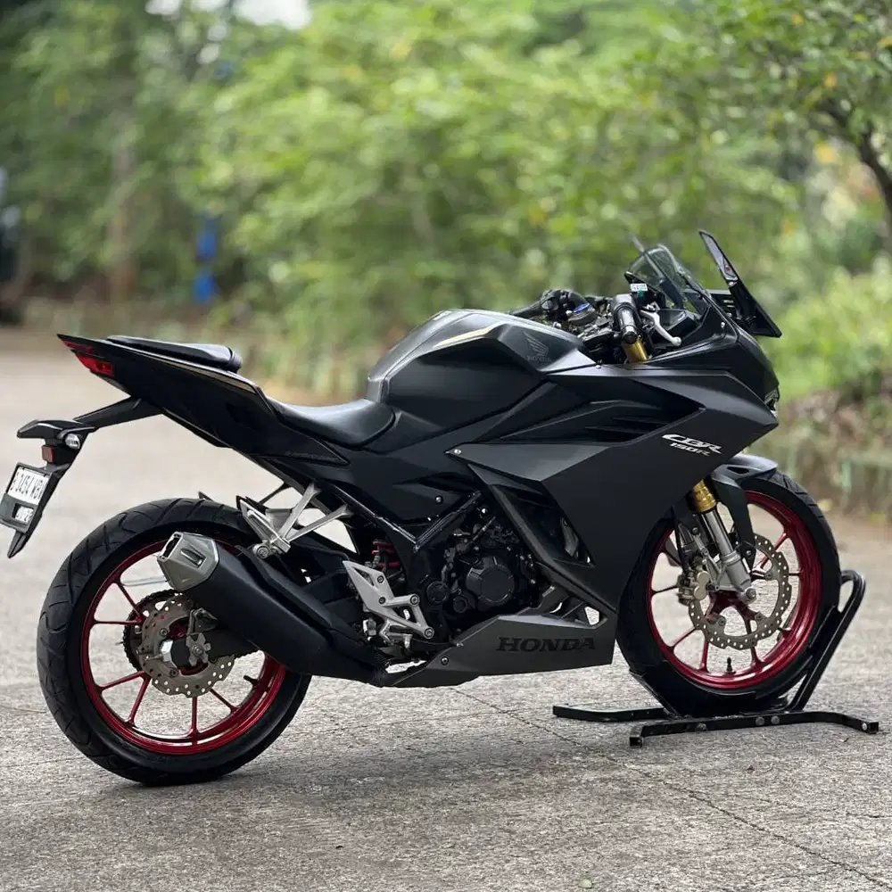 KM 9K AJA! HONDA NEW CBR 150R NON ABS HITAM 2022 PAJAK PANJANG GASPOL