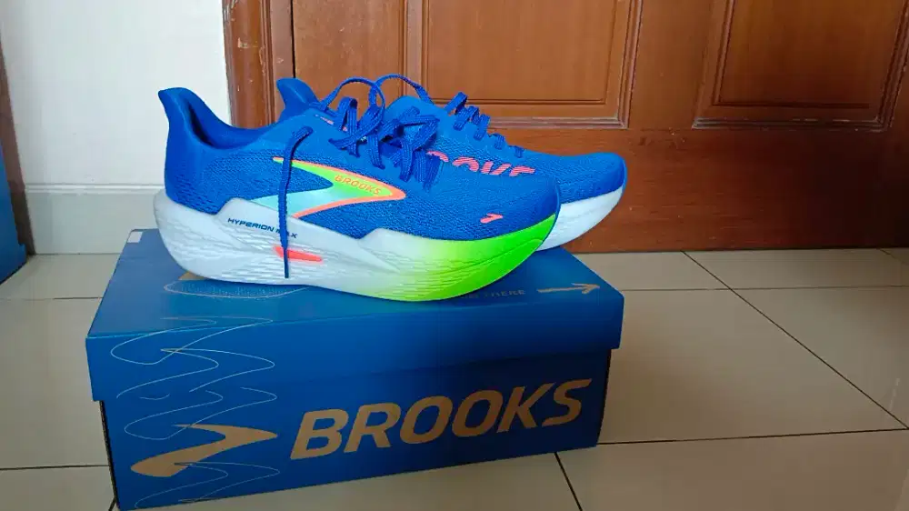 Brooks Hyperion Max 2