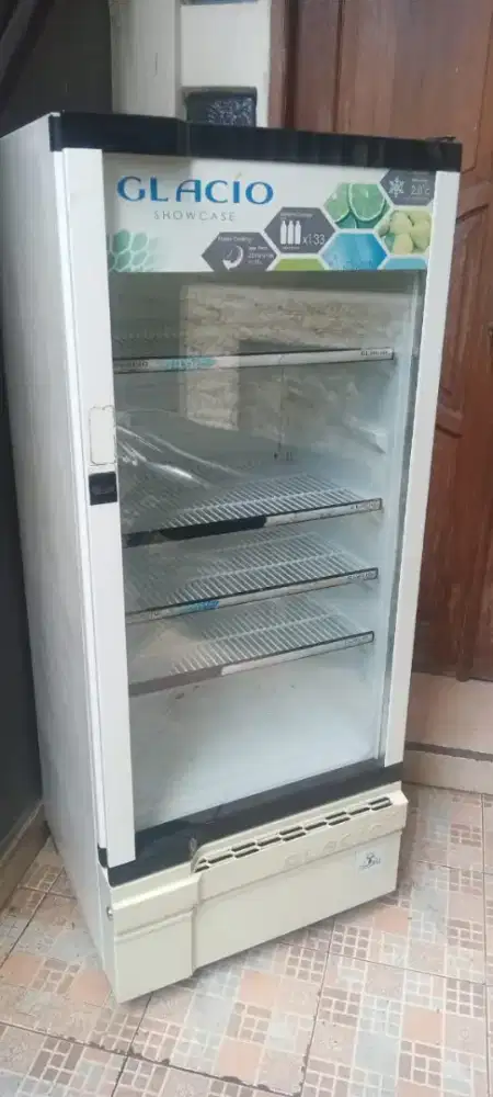 Jual SHOWCASE GLACIO satu pintu siap untuk d antar