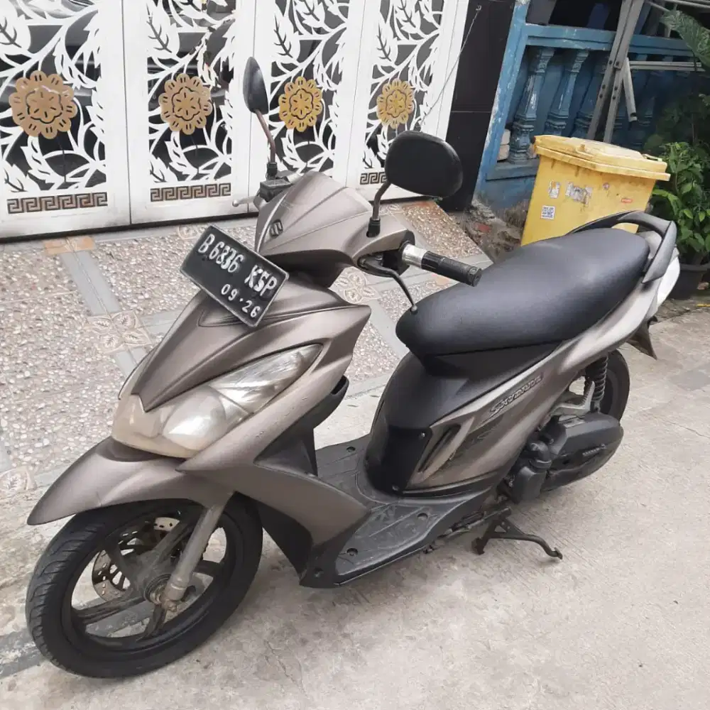 Suzuki Skydrive 2009 ss lengkap mesin bagus stater tokcer Bekasi Kota