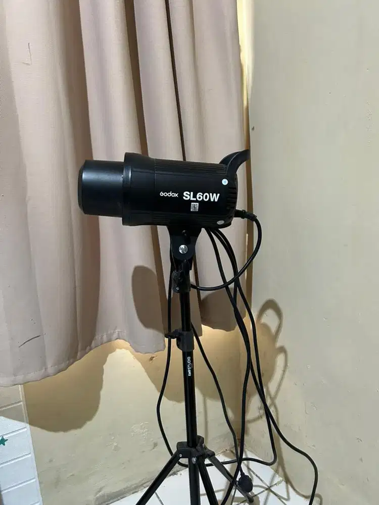 Dijual Lampu GODOX SL60W