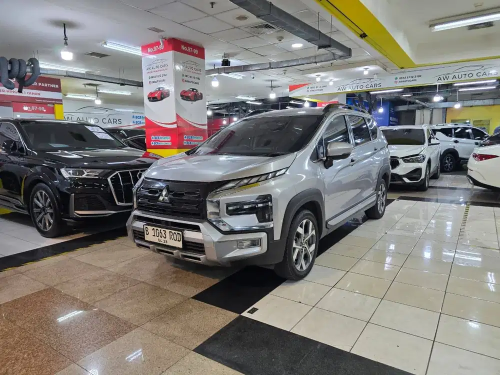 [LOW KM] XPander Cross MT NIK 2023 Manual M/T Mitsubishi Premium