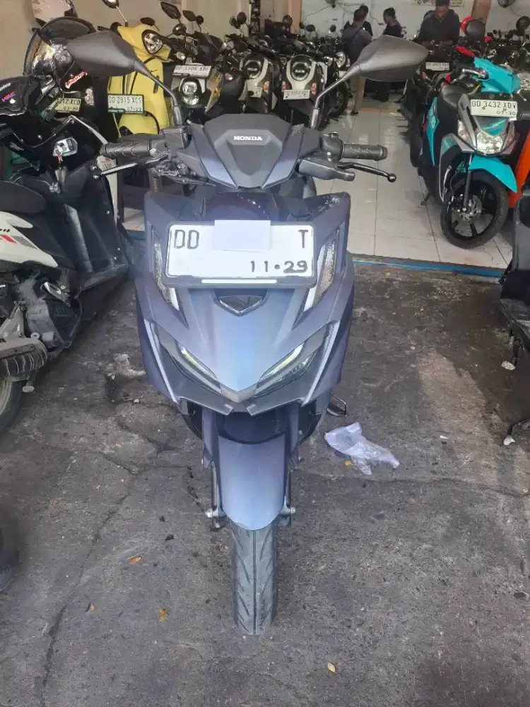 Honda Vario 160cc 2024 biru cbs Keyless