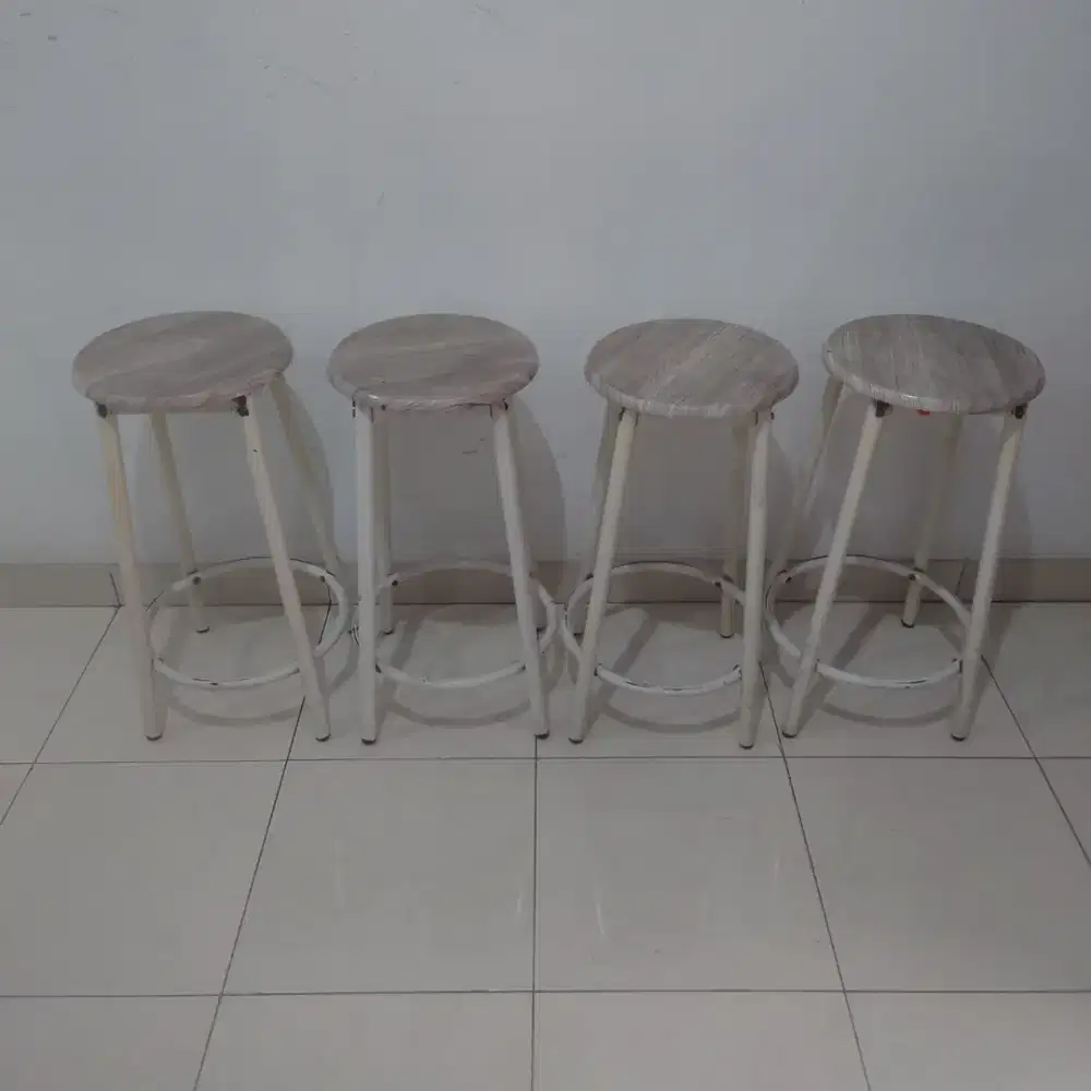 Kursi rangka besi 1 pcs