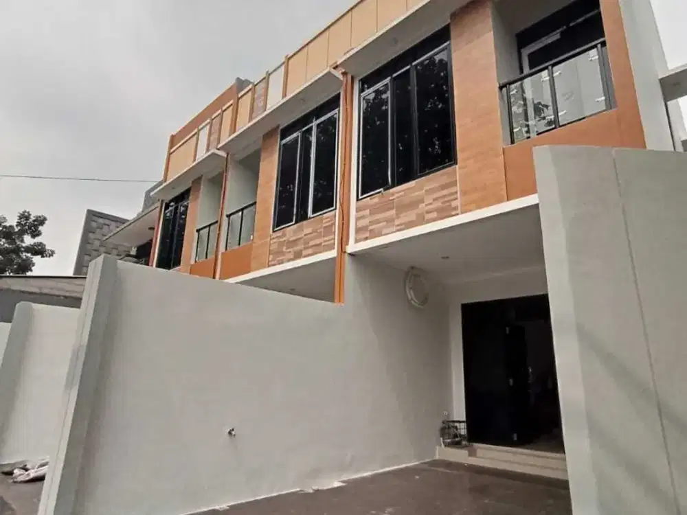 Dijual Rumah Baru Minimalis Modern 2Lt di Jatinegara Jakarta Timur