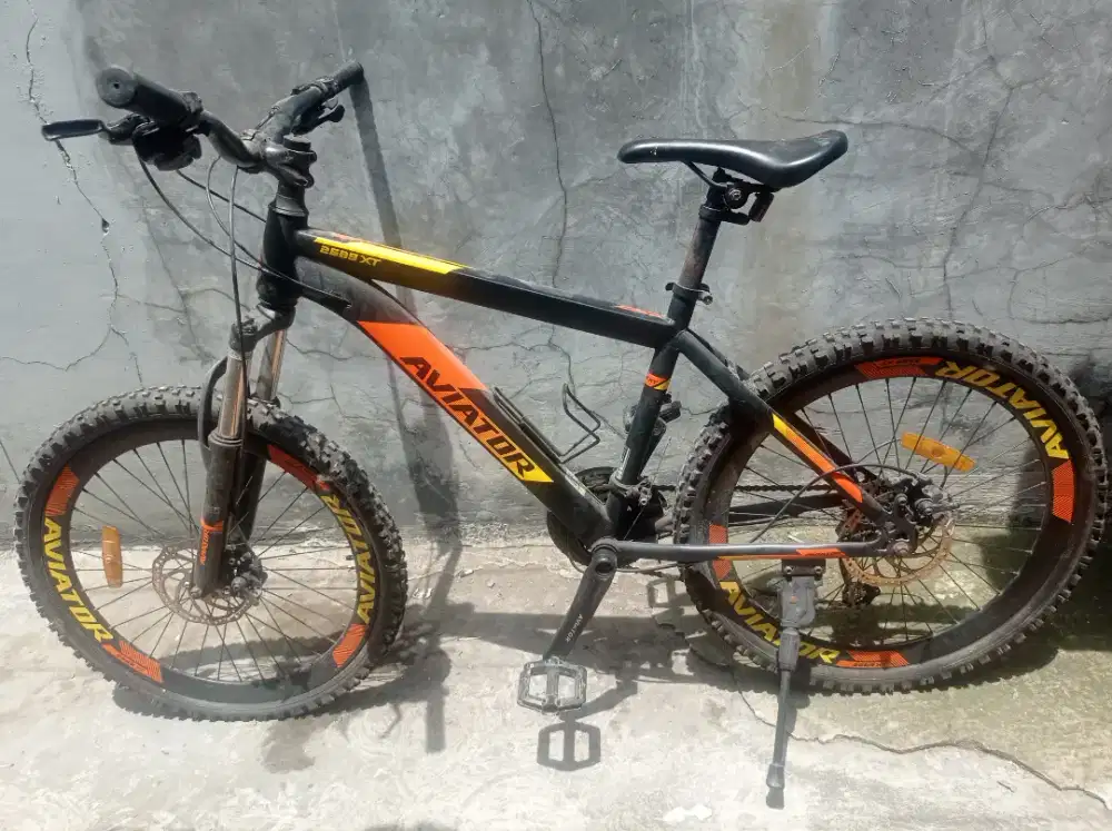 sepeda AVIATOR TYPE 2689 XT