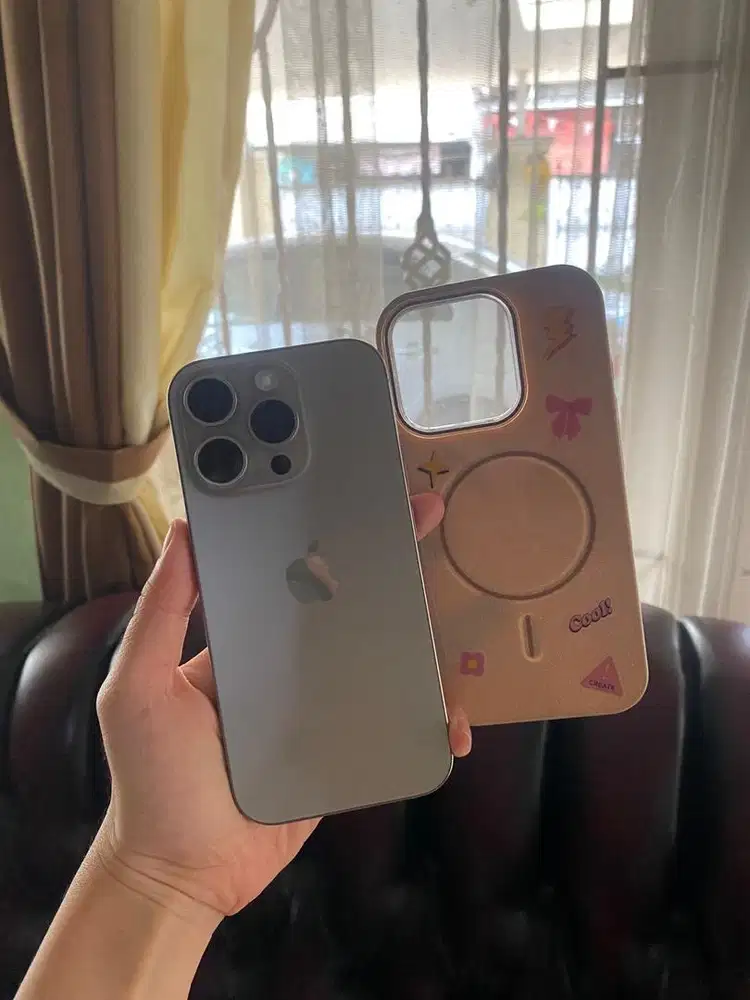 Iphone 16pro 128GB Like New! Pemakaian pribadi perempuan