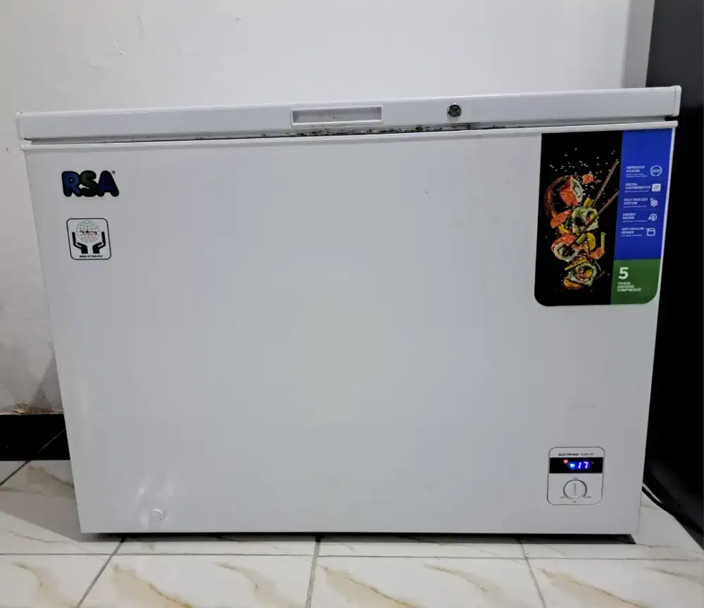RSA CHEST FREEZER 310 LITER