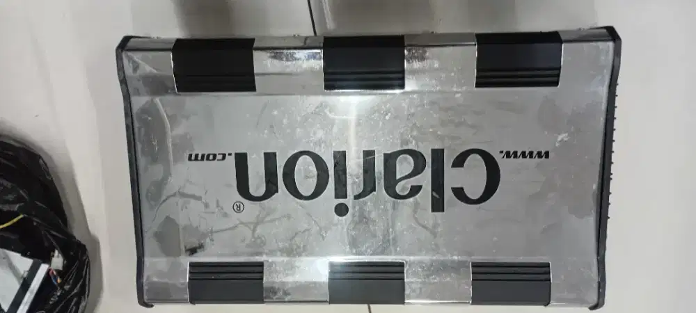 Power n amplifier Clarion serta taoe mobil 1 dine