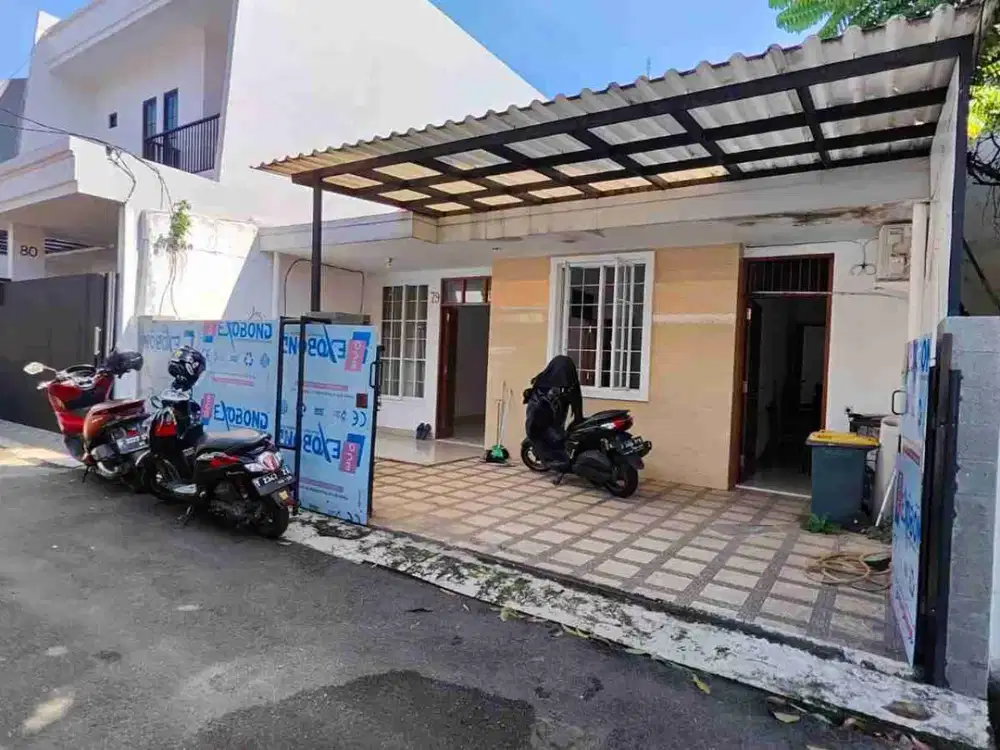 DIJUAL RUMAH MURAH DALAM KOMPLEK KEBON JERUK, JAKARTA BARAT
