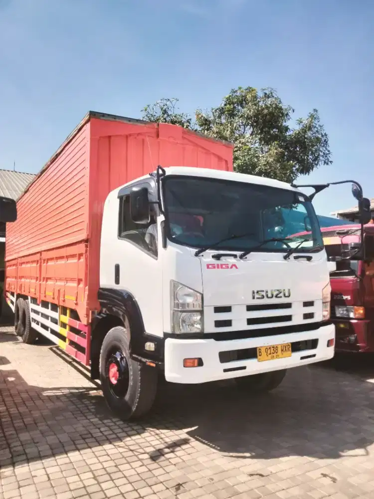 Wingbox Isuzu Giga, 34 T Hp, FVM 285 PS, Th.2017